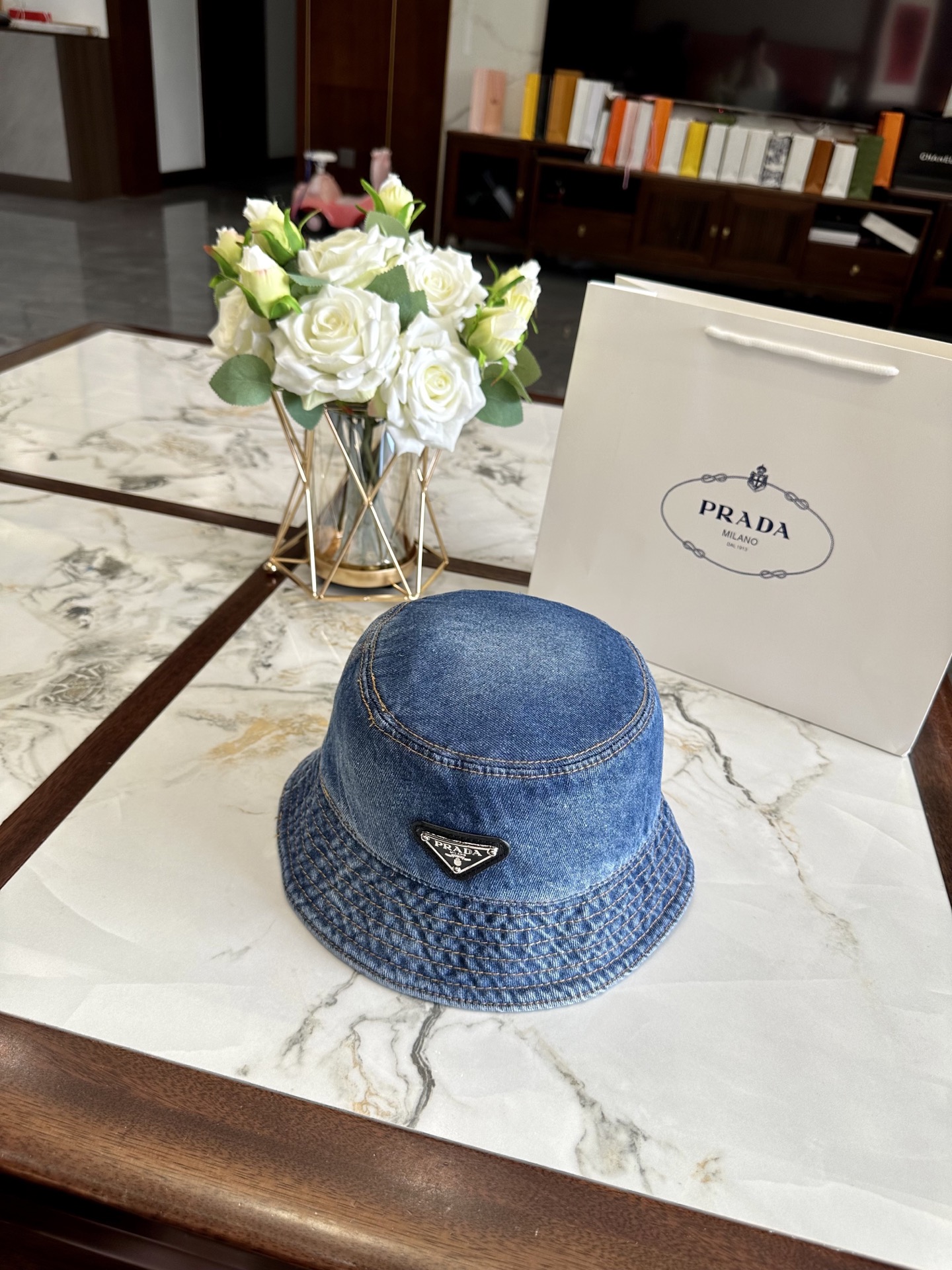 prada hat model 20